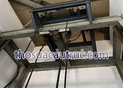 Sửa thang máy tời hàng thực phẩm Bình Dương